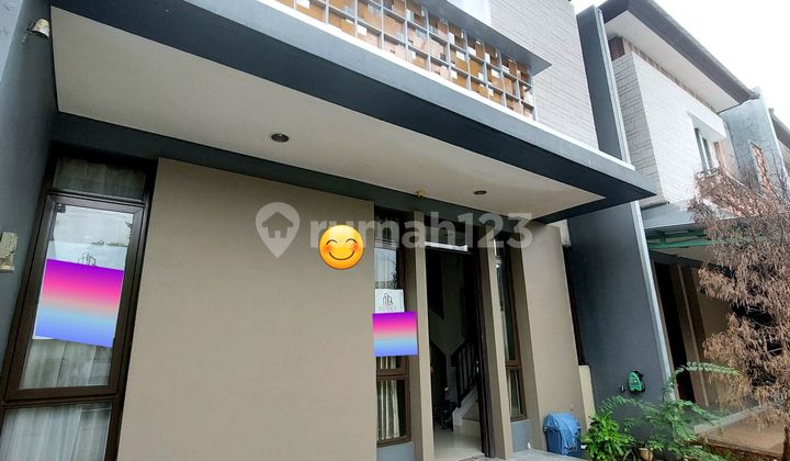 Rumah Kompak Parkir Luas Selangkah ke Ice & Prasmul Univ Bsd Rumah Kompak Parkir Luas Selangkah ke Ice & Prasmul Univ Bsd