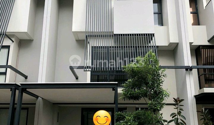 Rumah Furnished Belum Pernah Dihuni Di Bsd Baru