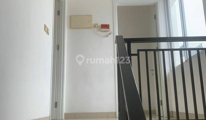 Di jual Cepat Rumah mewah 2LT semi Furnished bisa Nego sampai jadi 2