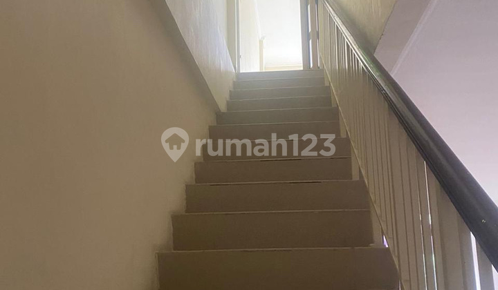 For Rent Commercial Building Green Lake City 2