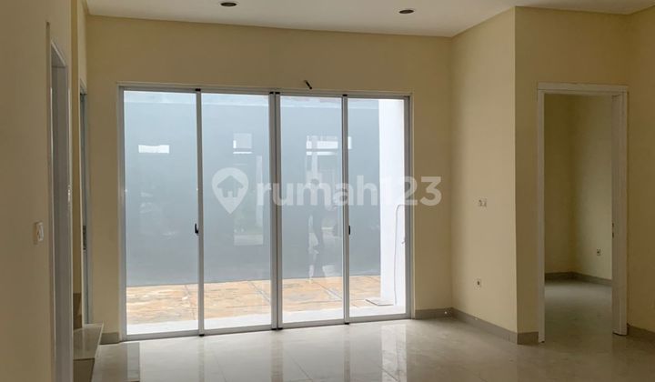 Disewakan Rumah Bagus Luas 10X18 Siap Hunii 2