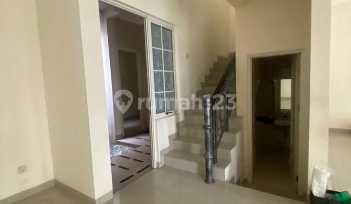 Very Neat and Comfortable Extremely Cheap 2