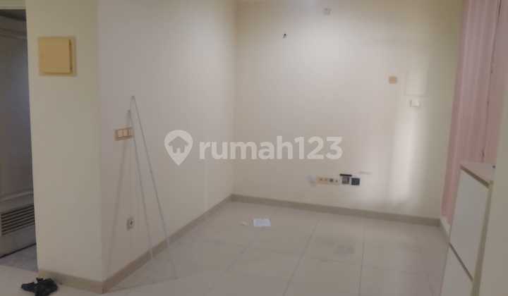 Very Good House With 3 AC Units