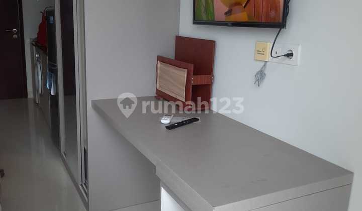 Puri Mansion Studio Apartment Comfortable and Practical 2