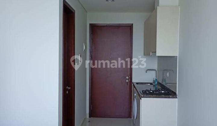 For Rent Studio 26 Semi-Furnished Ready to Live In Very Cheap
