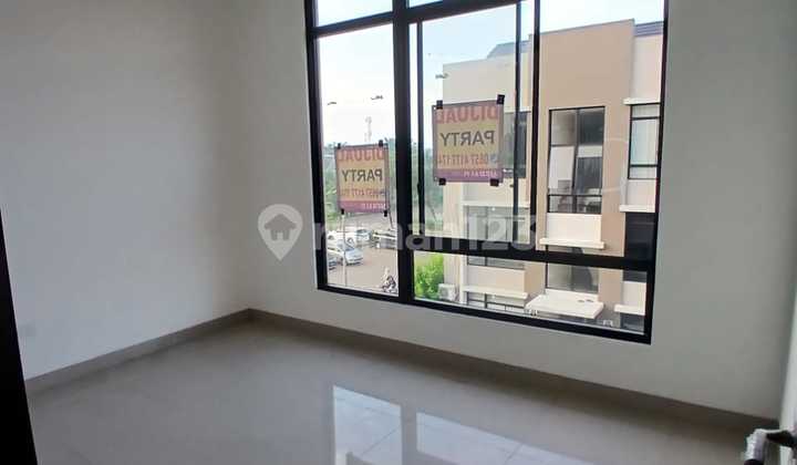 Murahh! Condohouse Green Royal Sedayu Semanan 2Kt