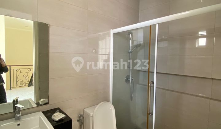 Disewakan Rumah Bagus Green Lake City Cluster Europa  2