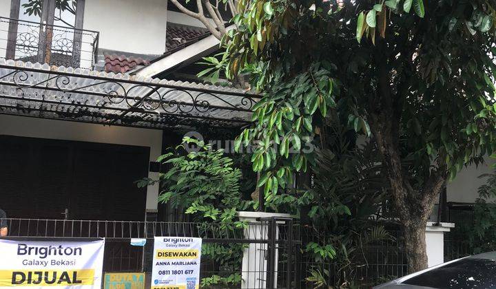 Rumah 2lantai Lokasi Strategis Semi furnish  di Jalan Duta 7 Kemang Pratama, Bekasi , Kemang Pratama 1