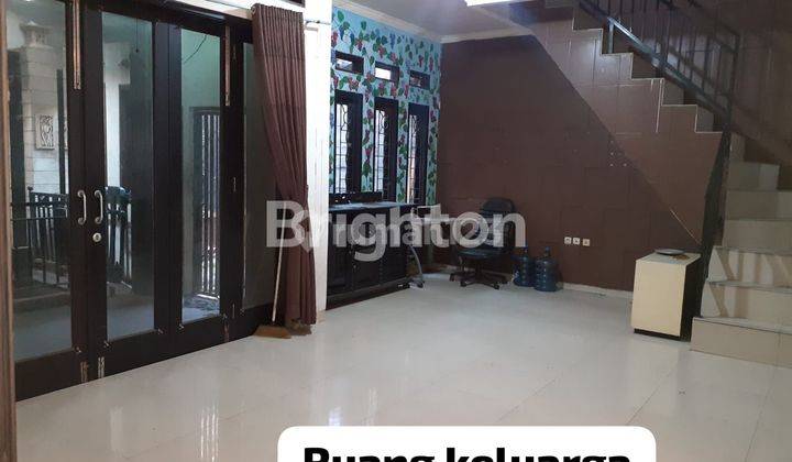 Rumah bagus 2lt,ful furnish,shm,lb380m2,jalan 2mobil,garasi 4mobil,Cocok program makan gratis dll,Dekat tol,pasar,stasiun dll 1