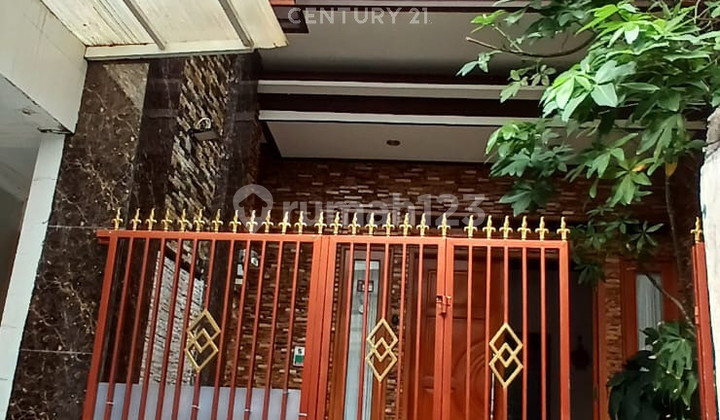 Rumah 3 Lantai Di Jl Raya Bogor KS Tubun Gg Mushola Bogor 1