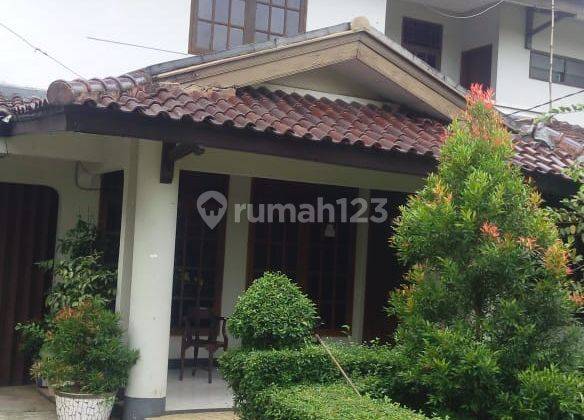 Dijual rumah asri dengan taman yang luas di Margajaya, Bogor SHM Bagus 1