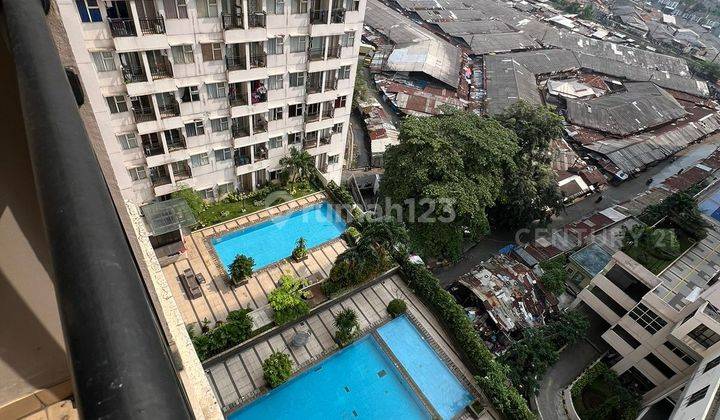 Apartement Margonda Residence Unfurnished View Swimming Pool 1