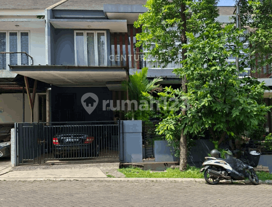 Strategic House Near Highway and City Center in Royal Tajur Bogor 1