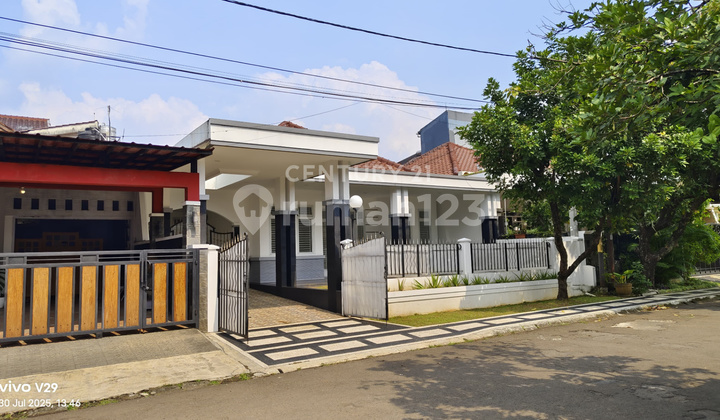 Strategic Beautiful House in Taman Yasmin V Housing, Bogor Strategic Beautiful House in Taman Yasmin V Housing, Bogor