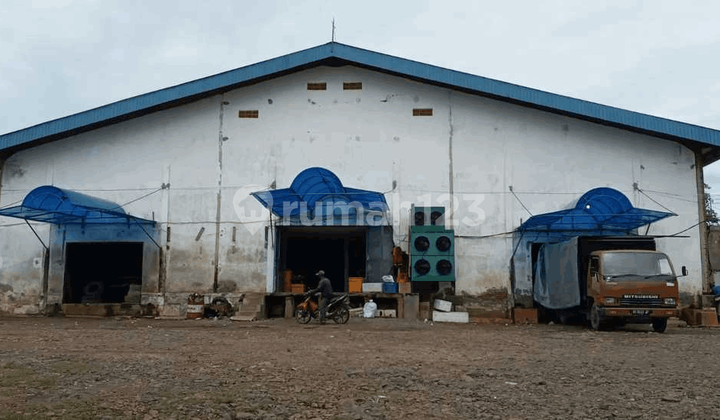 Good Ice Factory, Citanduy Street, Muara Dua Village.