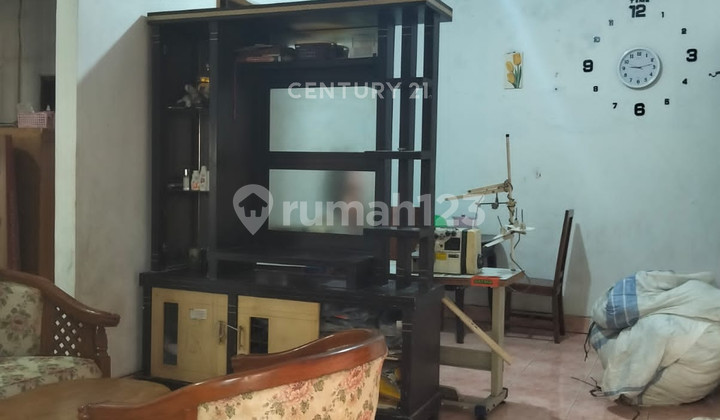 Rumah Strategis Dekat Area Kuliner Di Perumahan Aren Jaya Bekasi 2