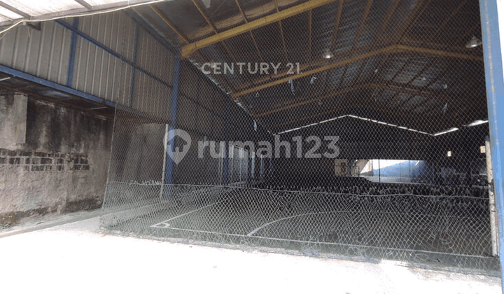 Strategic Warehouse on Jl Cijujung Sukaraja Bogor