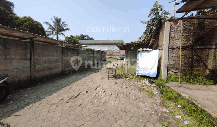 Strategic Warehouse on Jl Cijujung Sukaraja Bogor