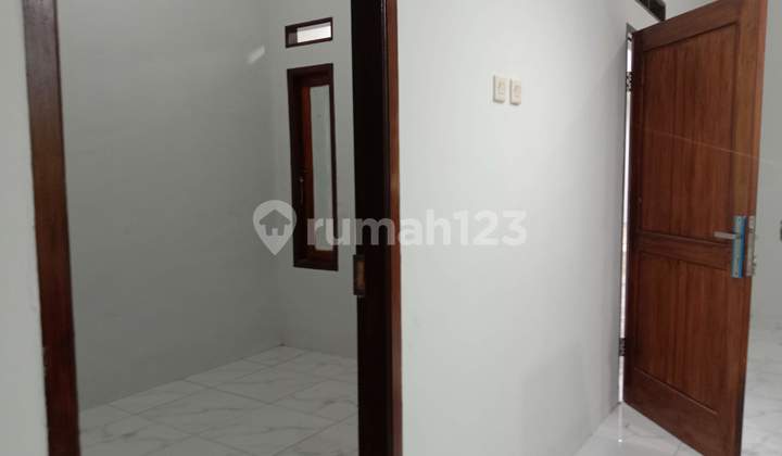 Rumah 200 jt an carport Mobil cluster perluasan Lahan 5 unit Lagi 6