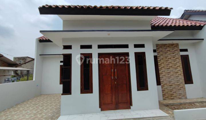 2 unit Lagi plus garasi Mobil rumah Mininalis di sawangan