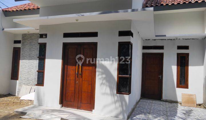 Rumah 200 jt an carport mobil cluster perluasan lahan 5 uniit Lagi 10