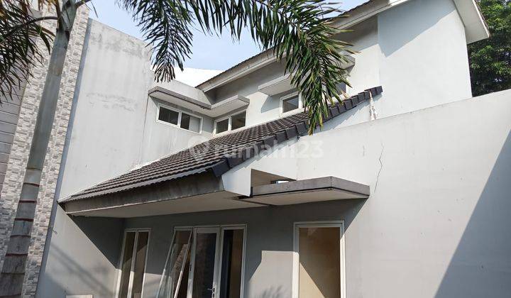 Rumah Halaman Luas 5 Kamar Di Villa Melati Mas Serpong 2