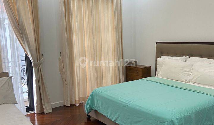 Rumah Bangunan Siap Huni Klasik ,bintaro Riverpark 11