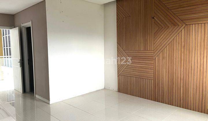 Sewa Gudang Marketing Gallery Pinggir Jalan Raya Kelapa Dua 13