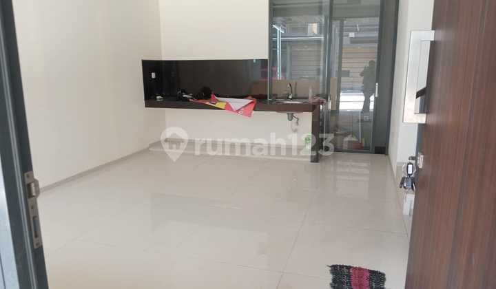 Rumah Sewa 3 Kamar Unfurnished di Golden Stone 2