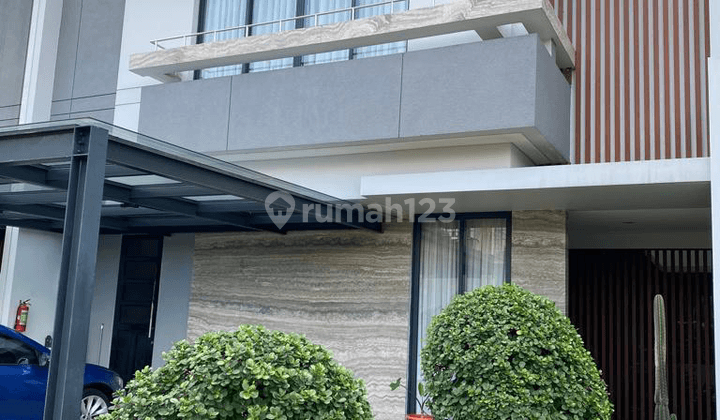 Rumah Rapi Sudah SHM Posisi Depan Taman Bintaro Kebayoran 1