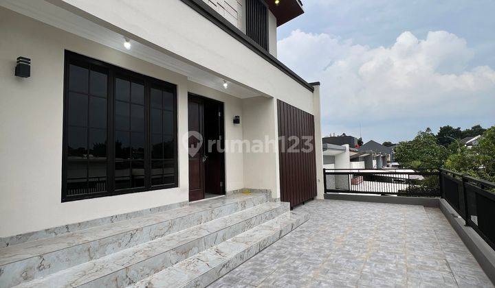 Rumah Kontemporer Jual Cepat Bsd Simplycity Carport Luas  2