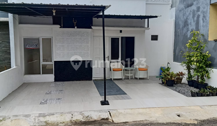 Minimalist House Ready to Occupy in Griya Indah Suradita Cisauk Tangerang Complex