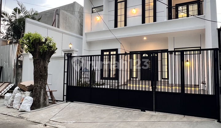 Rumah Brand New Open Space Design BSD Nusaloka Rumah Brand New Open Space Design BSD Nusaloka