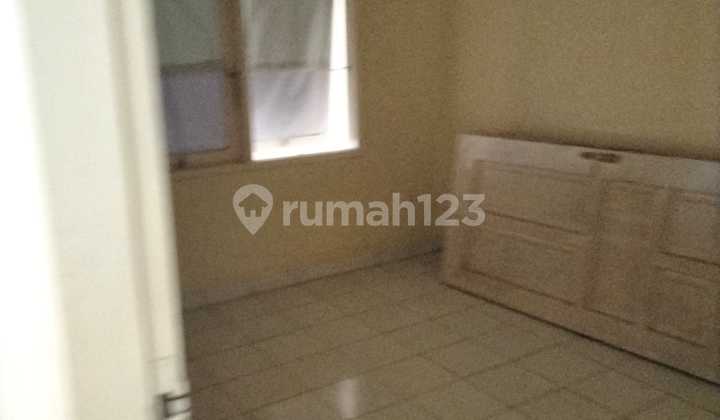 Quick Sale Cheap House in Villa Melati Mas Comfortable Environment 2