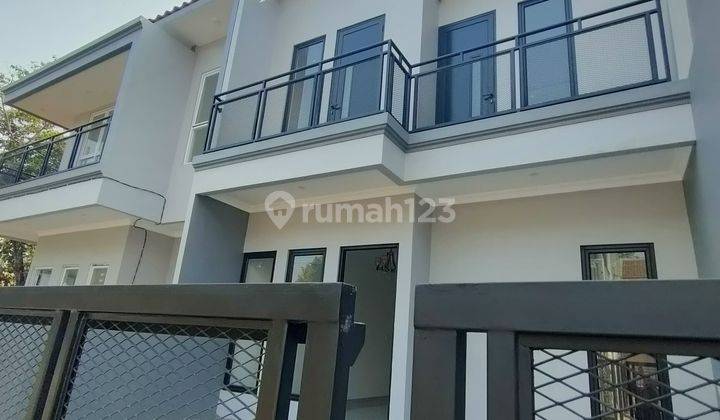 Rumah Minimalis Baru dijual Bsd Kencana Loka 1