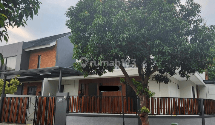 Rumah Hook Dekat Sekolahan Bsd Kencana Loka 1