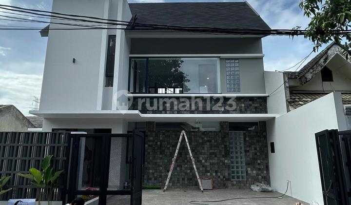 Rumah Modern Brand New Dekat Stasiun Kereta Bsd Kencana Loka  2