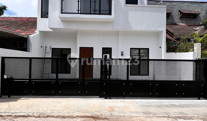 Rumah Baru di Bsd Kencana Loka Modern Keren