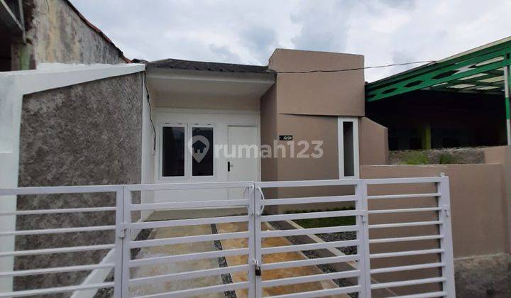 Dijual Tropical Homy House Lokasi Strategis Dekat Pintu Tol Borr 