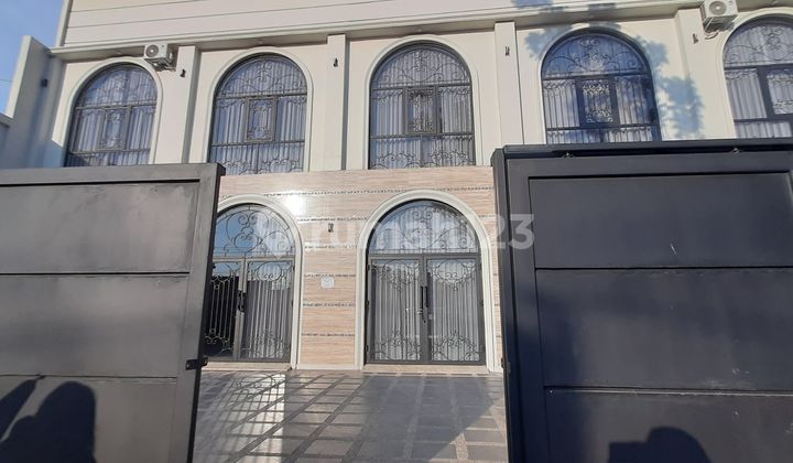 RUMAH MEWAH CANTIK DESIGN MODERN SIAP HUNI  1