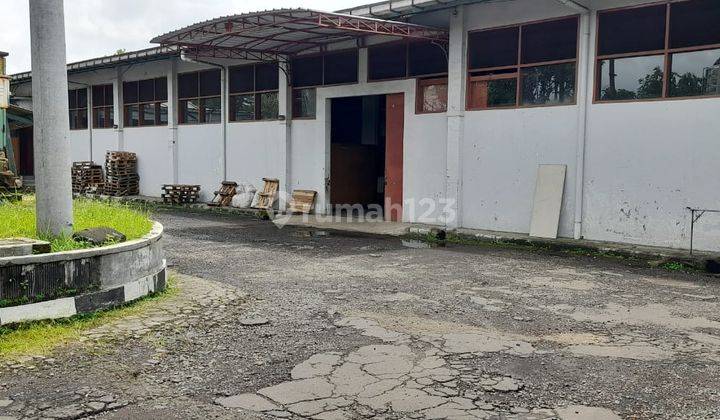 Dijual Pabrik Percetakan Sangat Strategis Lokasi Jln. Raya Gadobangkong 1