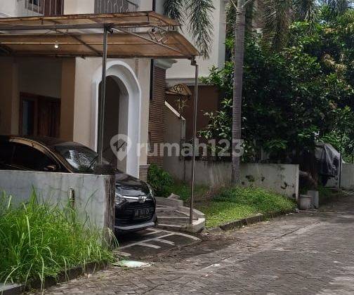 Rumah Modern Minimalis 2 Lantai Dalam Perum Merapi Regancy Jogja. 2