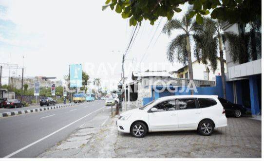 Gedung Lokasi Strategis Di Jl. Magelang, Mlati, Sleman, Jogja 1