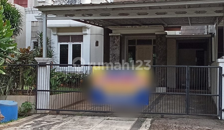 Modern House with Hill Views, Golf Course, Mount Putri, Bogor 2