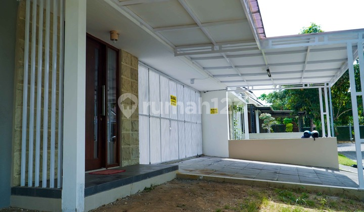 House Hook in Citra Grand Mutiara Housing, Gamping, Sleman, Jogja