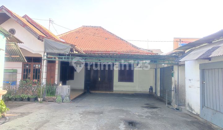 Tanah dan Bangunan Strategis Jl. Adisucipto, Caturtunggal, Jogja. Tanah dan Bangunan Strategis Jl. Adisucipto, Caturtunggal, Jogja.