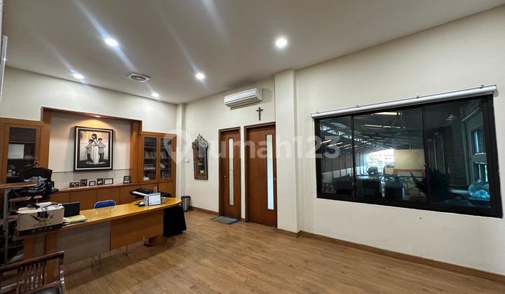 Disewakan Bangunan Lantai 2 Dalam Ghra, Trihanggo, Sleman, Jogja. Disewakan Bangunan Lantai 2 Dalam Ghra, Trihanggo, Sleman, Jogja.