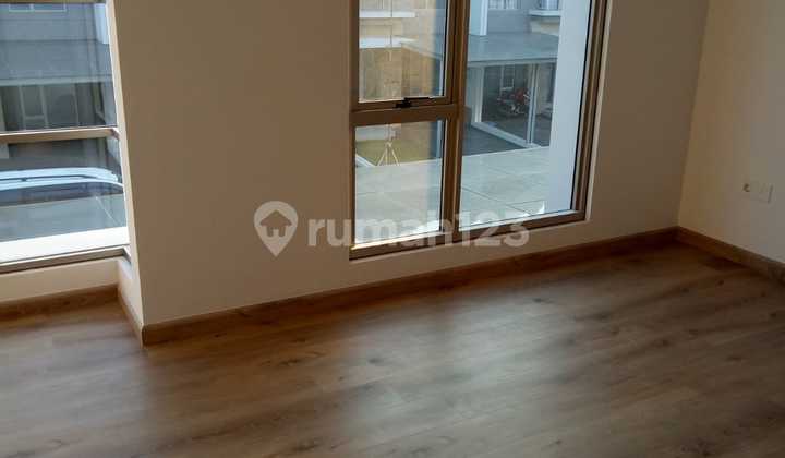 One Stop Living! Rumah Golf Island Minimalis 6x15meter (Cynthia 08786359xxxx 2