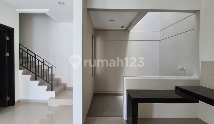 Rumah Minimalis 8x12,5 Dapur Terpisah di PIK2 (Cynthia Tanaka 08786359xxxx 2