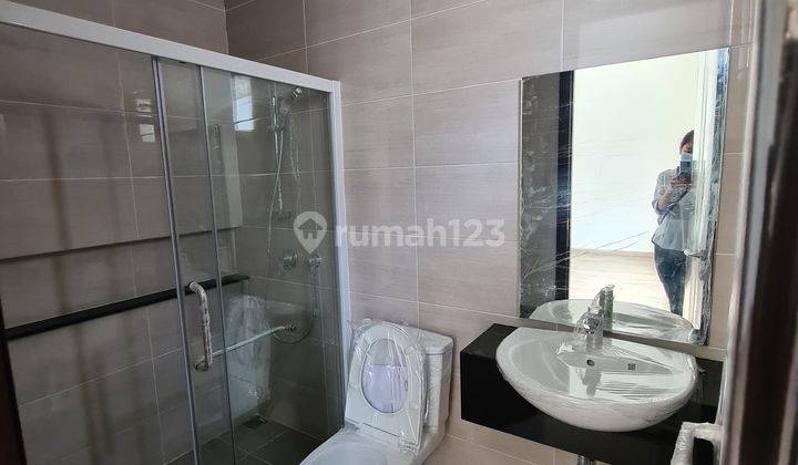 Tinggal bawa koper! Rumah Full Furnish Pantai Indah Kapuk (Cynthia 0878-6359-0057) 8